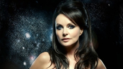 Sarah Brightman pretende gravar canção no espaço