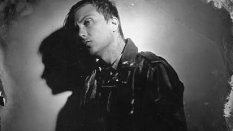 Ouça "Weighted", faixa de estreia de frnkiero andthe cellabration