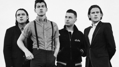 Arctic Monkeys anuncia venda de ingressos para os shows no Brasil em novembro