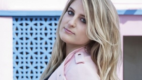 Meghan Trainor passa quarta semana no topo da parada de singles da Billboard