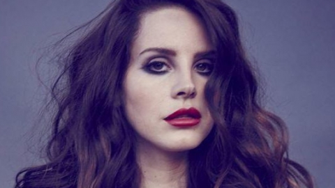 Lana Del Rey fará turnê com Courtney Love
