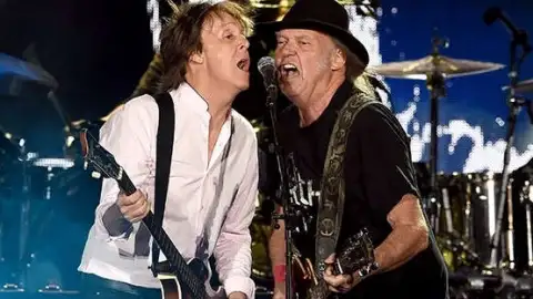 Desert Trip Festival teve Paul McCartney com Neil Young, Stones tocando Beatles e mais. Veja!
