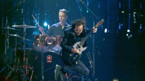 Pearl Jam, Yes, Journey e mais se apresentam na cerimônia do Rock and Roll Hall Of Fame. Veja!