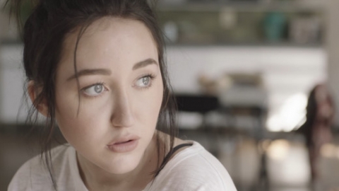 Noah Cyrus fala com exclusividade com o Vagalume sobre sua carreira