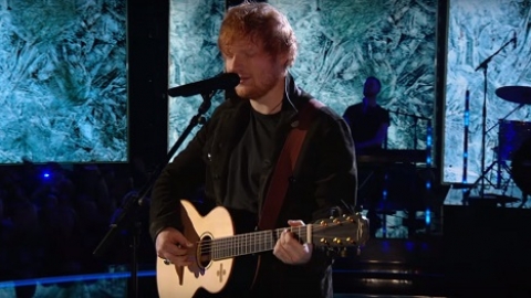 Ed Sheeran, Louis Tomlinson e Little Mix no X Factor britânico. Confira as performances!