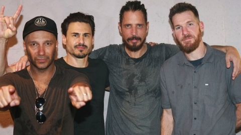 Tom Morello diz que canções inéditas do Audioslave poderão ser lançadas