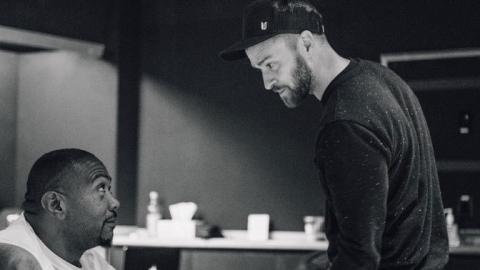 Justin Timberlake está de volta ao estúdio e mostra trecho de música inédita. Veja o vídeo!