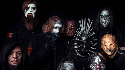 Novo álbum do Slipknot fica em primeiro lugar na parada dos EUA