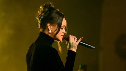 Rihanna celebrando o seu famoso Diamond Ball e muito mais nas imagens da semana