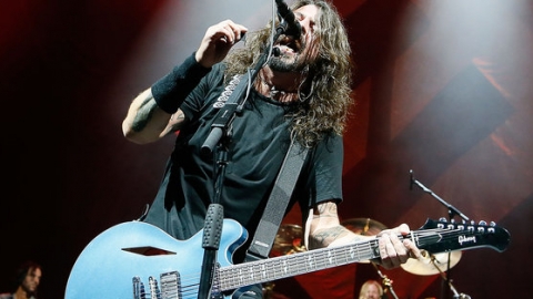Foo Fighters lançam EP com raridades e covers de Psychedelic Furs e The B-52's. Ouça!