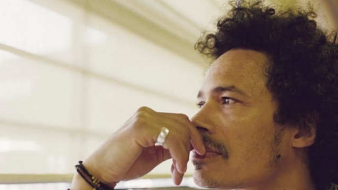 Eagle-Eye Cherry fala sobre a sua relação com o Brasil e os shows que faz no país