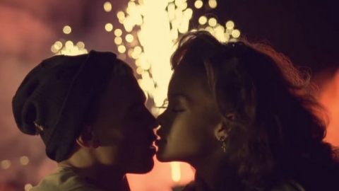 Ouça a playlist com as 60 melhores músicas dançantes da década na opinião da Bilboard!