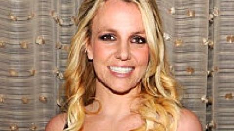 Britney Spears quer companhia de Demi Lovato na bancada do X Factor