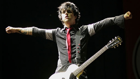 Bon Jovi responde às críticas do Green Day