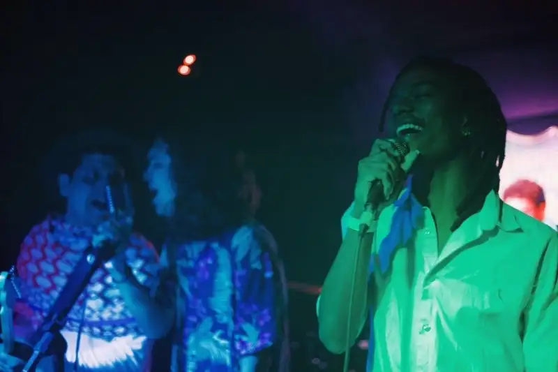 jad-venttura - Fotos